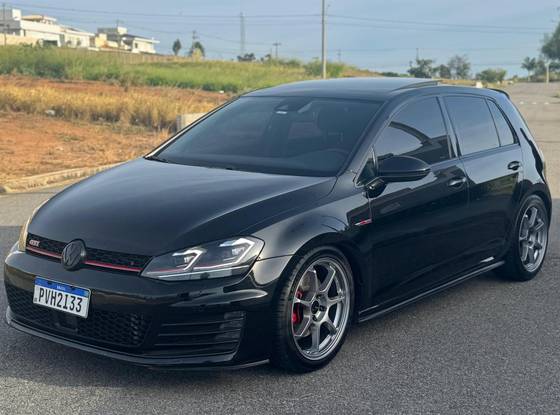 VOLKSWAGEN GOLF 2.0 TSI GTI 16V TURBO GASOLINA 4P AUTOMÁTICO VOLKSWAGEN GOLF 2.0 TSI GTI 16V TURBO GASOLINA 4P AUTOMÁTICO